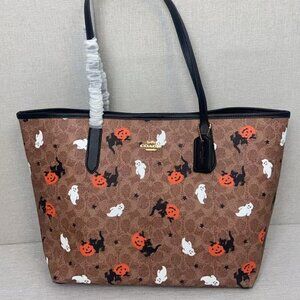 NWT ❤️ Coach City Tote In Signature Canvas With Halloween Print CW450